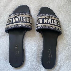 Dior Slide